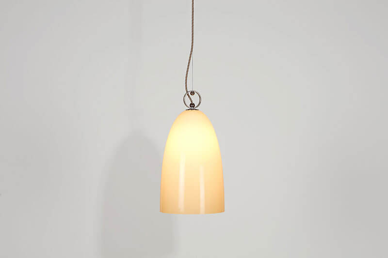 TROPHY DOWN PENDANT par Blue Green Works