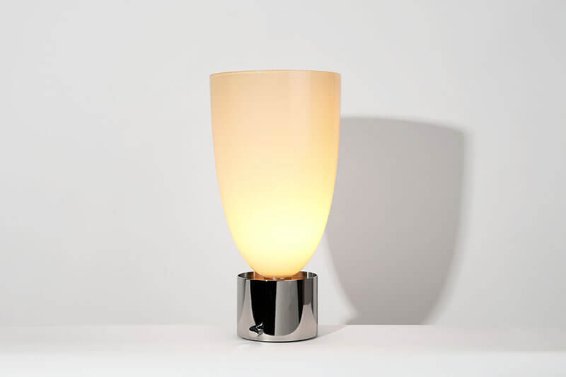 TROPHY TABLE LAMP par Blue Green Works