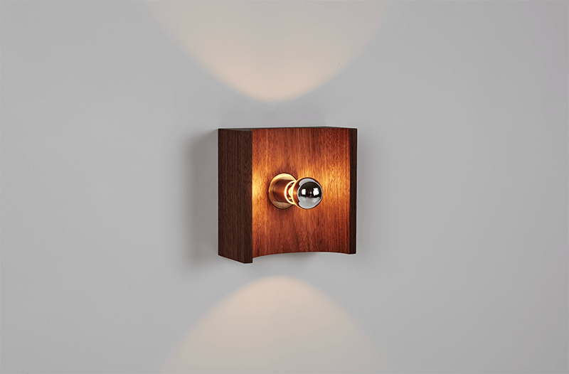 WOOD SCONCE par Blue Green Works