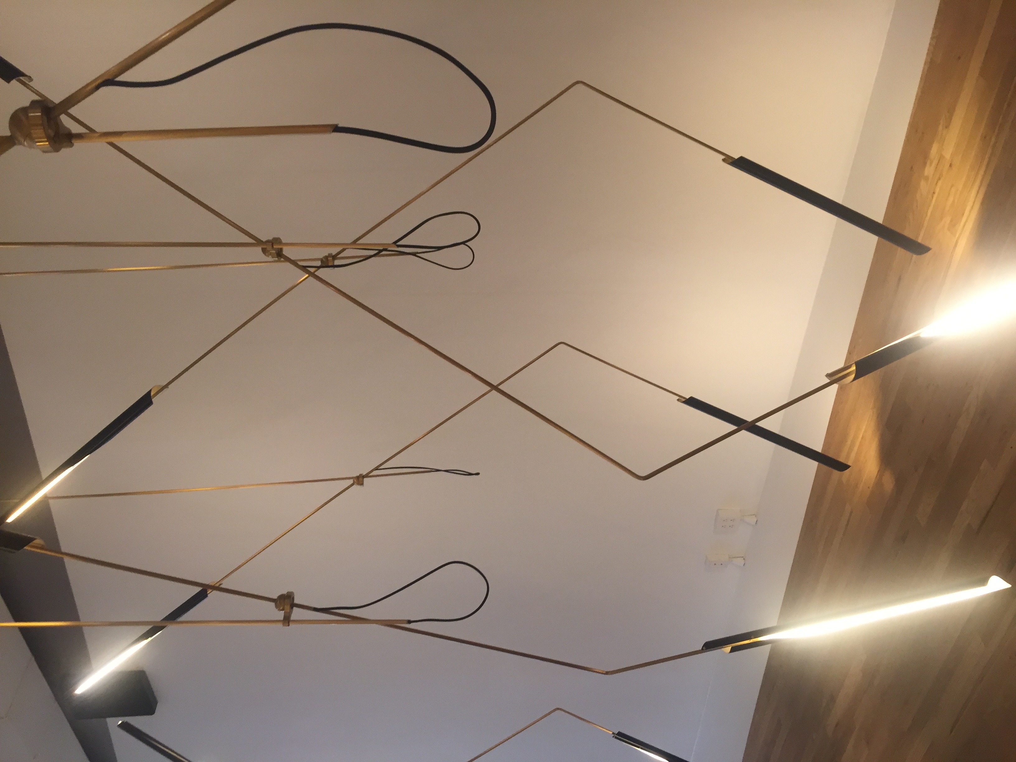 OTTO L/LS PENDANT No.446 par David Weeks