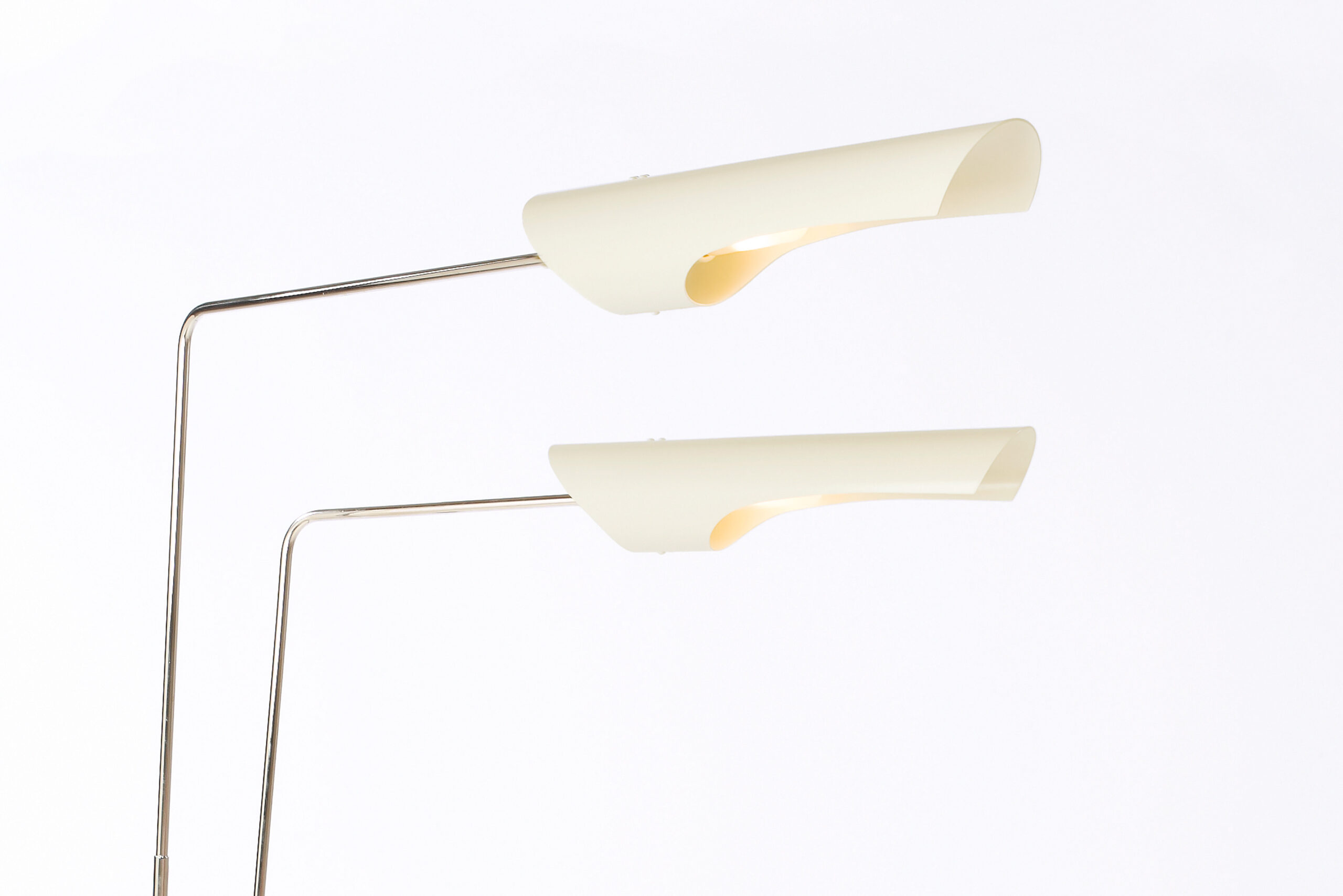 TORROJA STANDING LAMP No. 309 par David Weeks