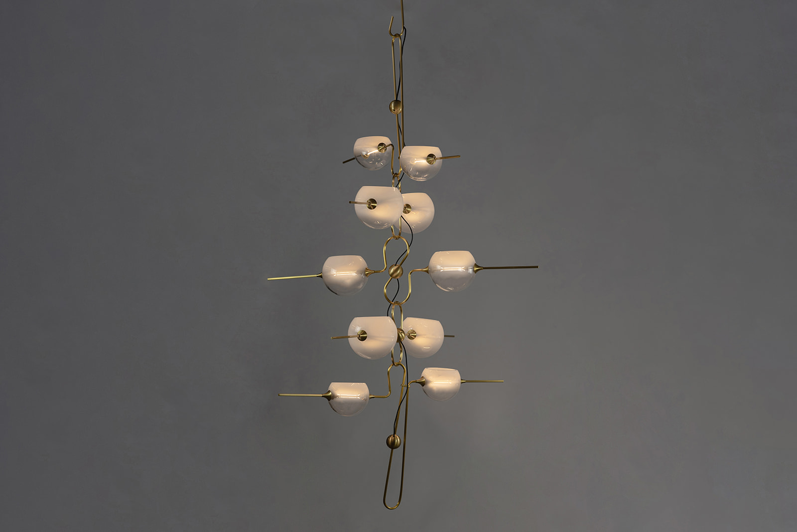 WHIPLASH TIERED PENDANT No. 461 par David Weeks