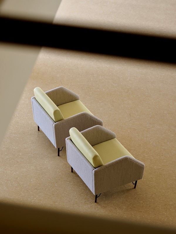 77 Chair par Finn juhl