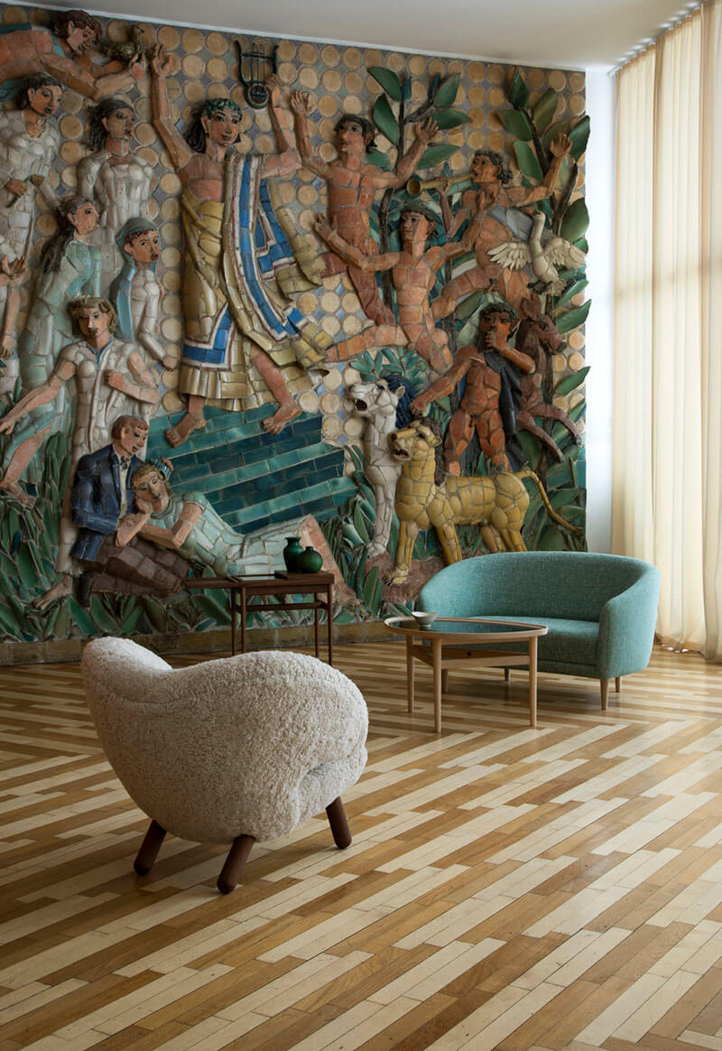 LITTLE MOTHER SOFA par Finn juhl