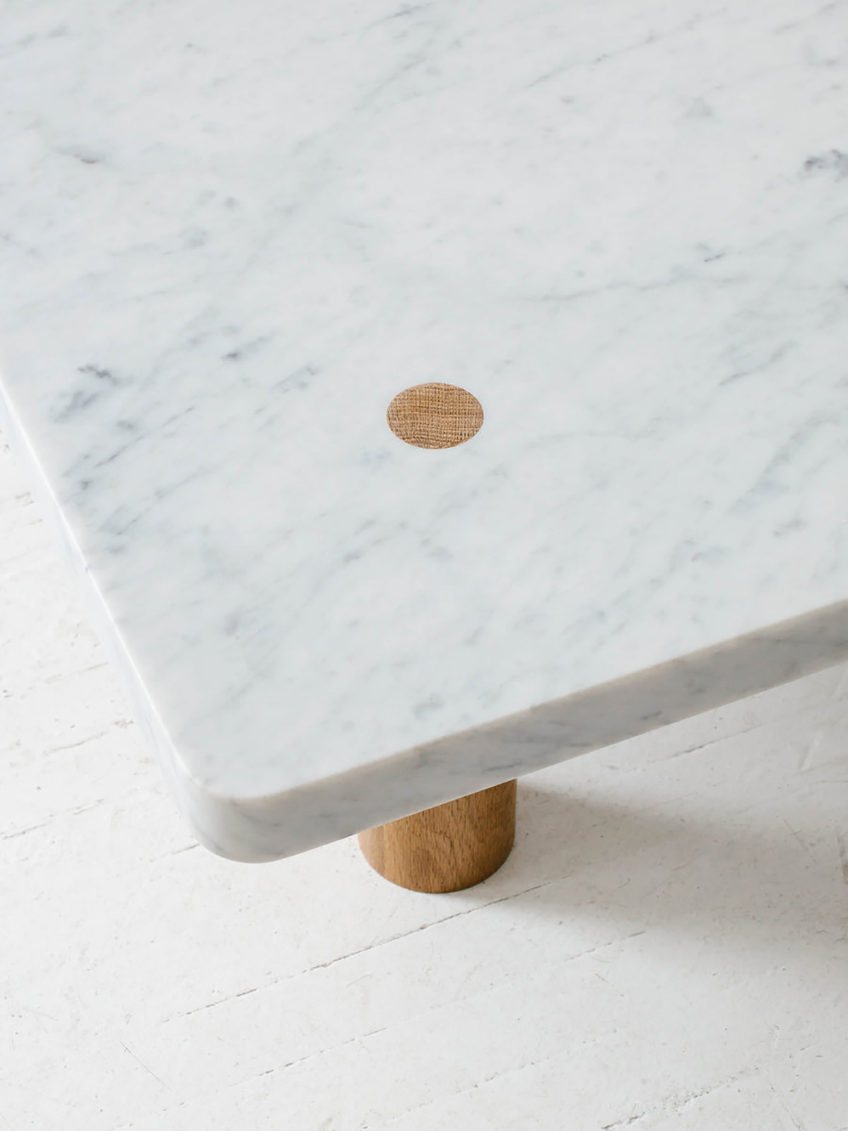 COLUMN COFFEE TABLE - SQUARE & RECTANGLE/ STONE par Fort Standard