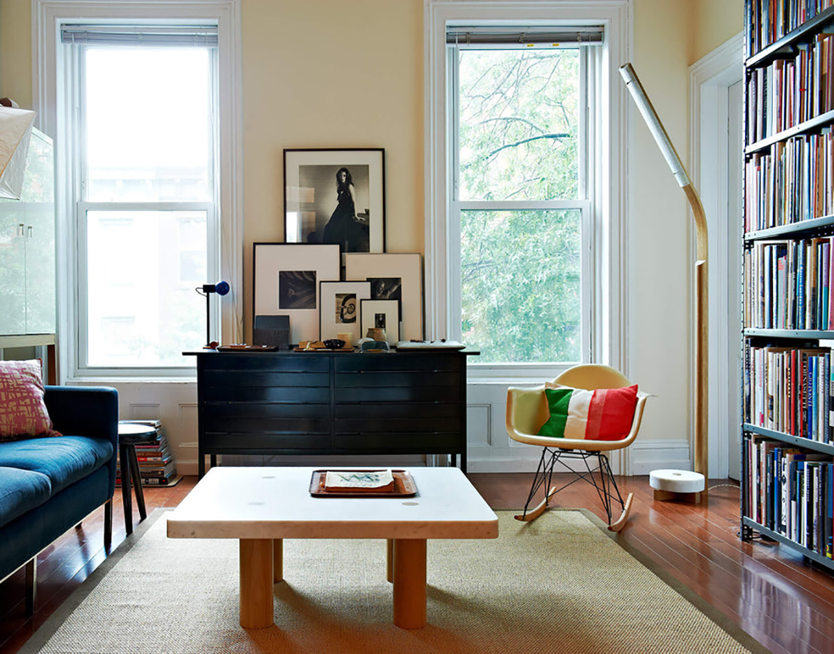 COLUMN COFFEE TABLE - SQUARE & RECTANGLE/ STONE par Fort Standard
