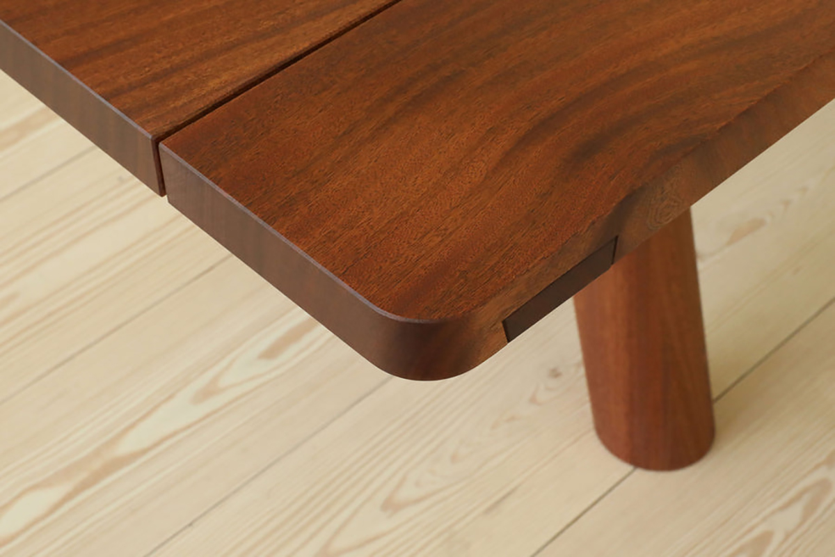 COLUMN DINING TABLE - ANGLED LEG/ OUTDOOR par Fort Standard