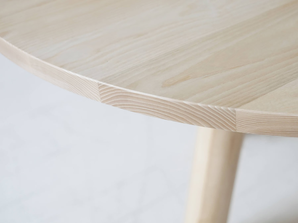 COLUMN DINING TABLE - ANGLED LEG/ ROUND par Fort Standard
