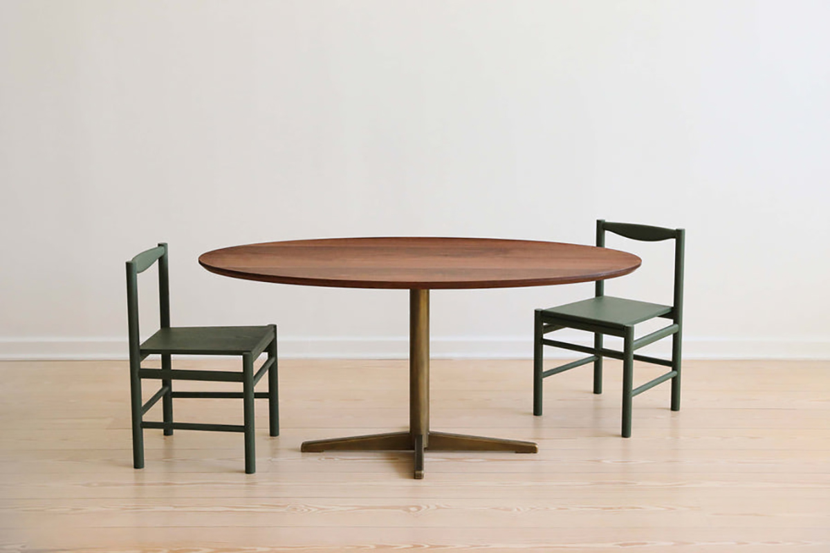 PILLAR DINING TABLE - PEDESTAL par Fort Standard