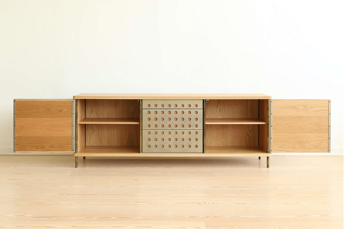 STRATA CREDENZA - THREE BAY par Fort Standard