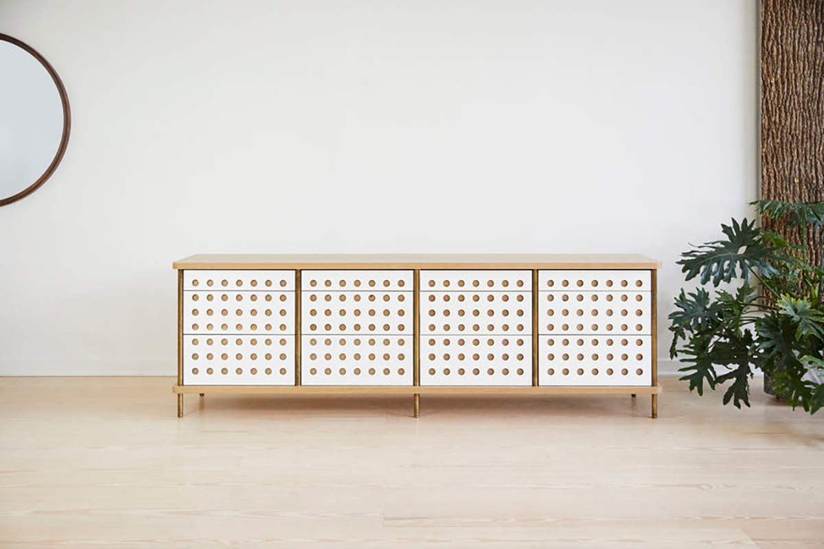STRATA CREDENZA - FOUR BAY par Fort Standard