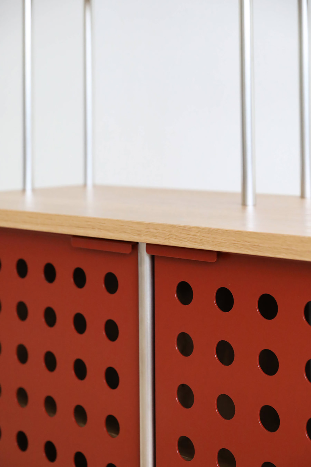 STRATA HUTCH - TWO BAY par Fort Standard