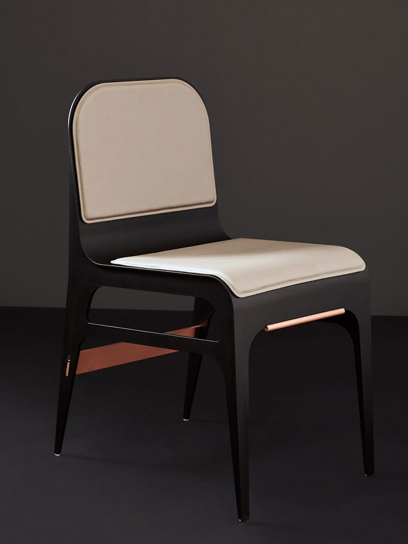 BARDOT CHAIR par Gabriel Scott