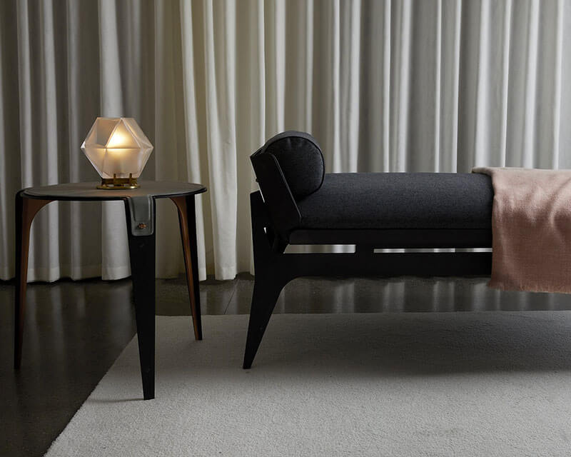 BOUDOIR DAYBED par Gabriel Scott