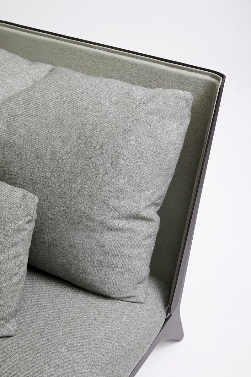 BOUDOIR LOVESEAT par Gabriel Scott