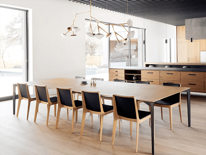 MYRIAD LONG CHANDELIER 13 par Gabriel Scott