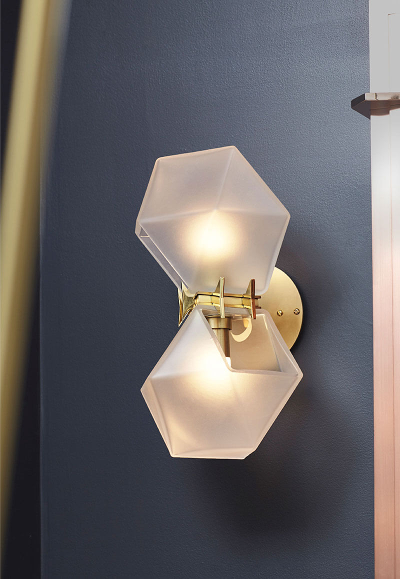WELLES GLASS DOUBLE HEAD SCONCE par Gabriel Scott