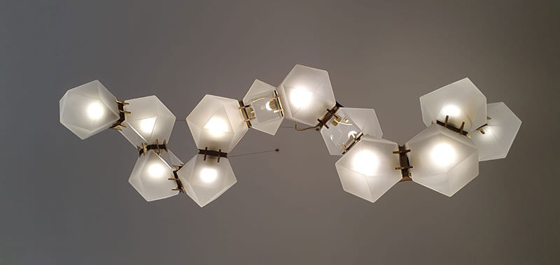 WELLES GLASS LONG CHANDELIER par Gabriel Scott