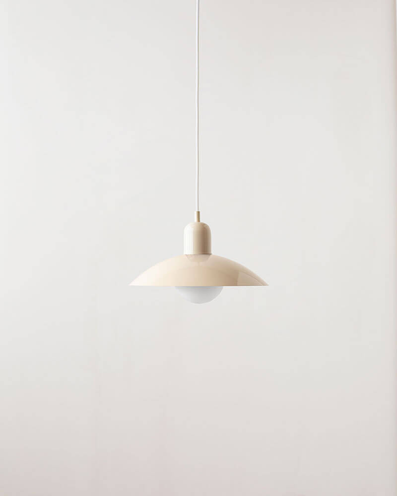 ARUNDEL ORB PENDANT par IN COMMON WITH