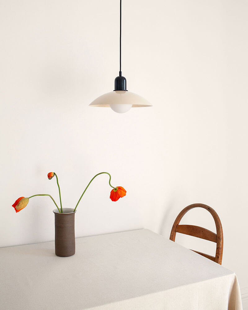 ARUNDEL ORB PENDANT par IN COMMON WITH