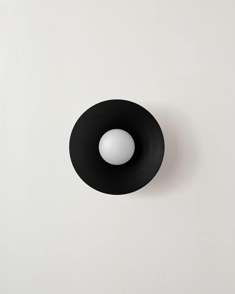 ARUNDEL ORB SURFACE MOUNT par IN COMMON WITH