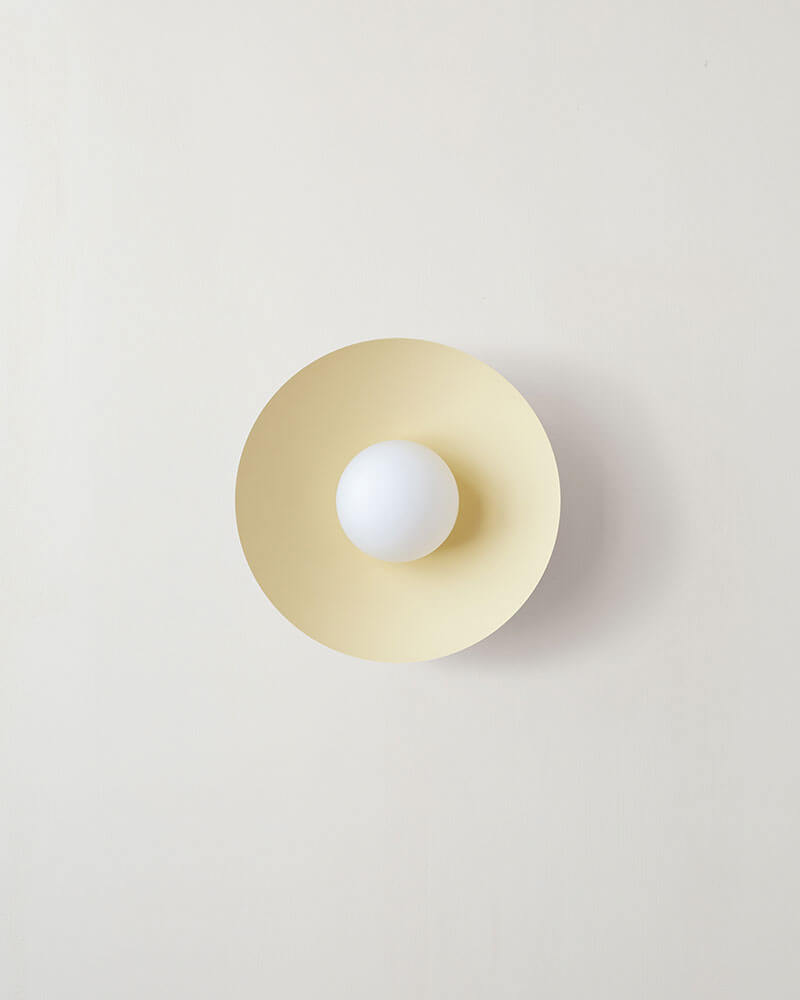 ARUNDEL ORB SURFACE MOUNT par IN COMMON WITH