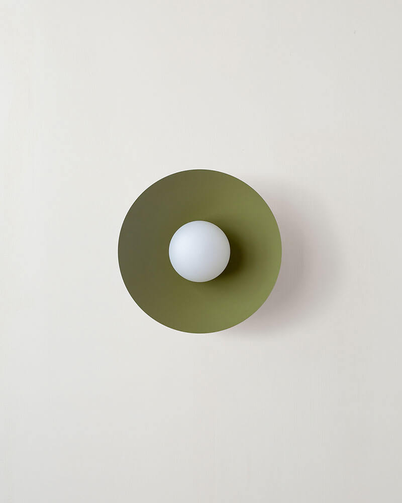 ARUNDEL ORB SURFACE MOUNT par IN COMMON WITH