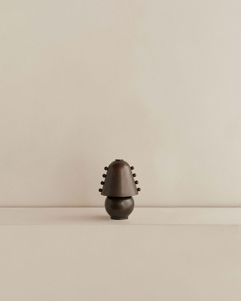 BRASS GEMMA TABLE LAMP, SMALL par IN COMMON WITH