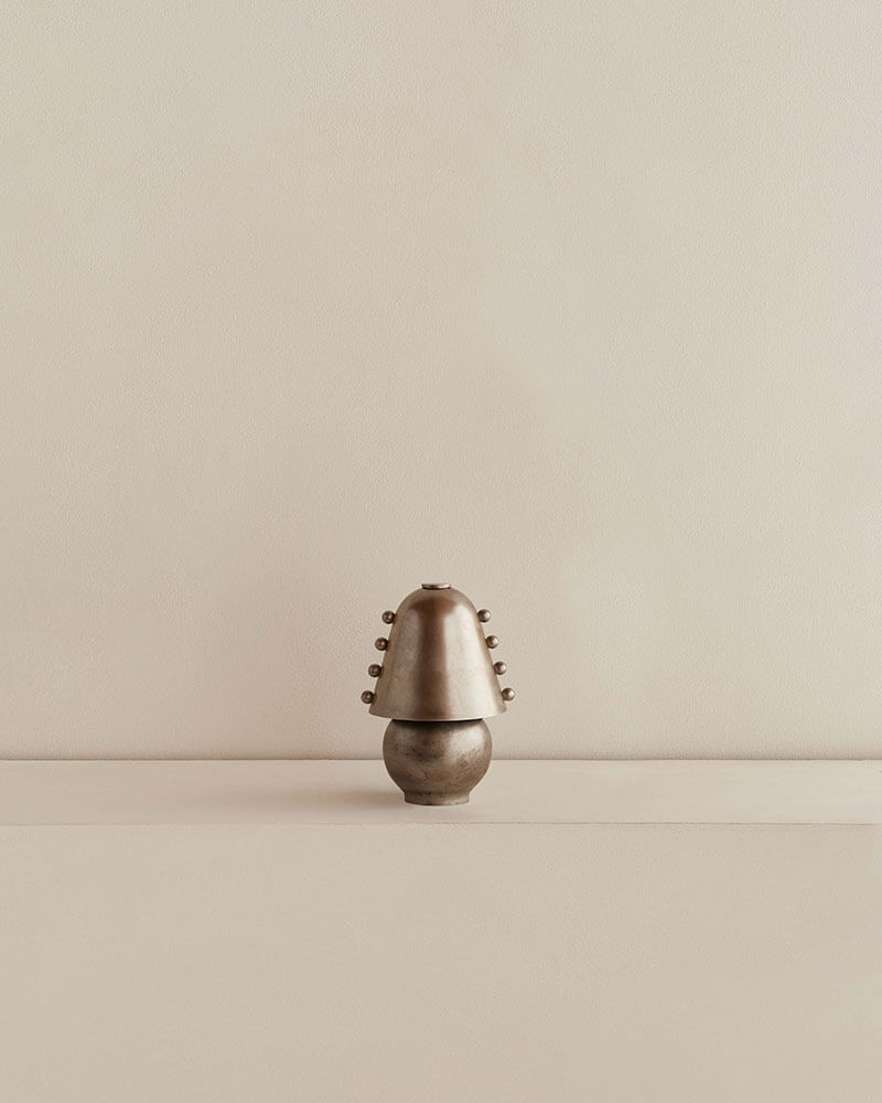 BRASS GEMMA TABLE LAMP, SMALL par IN COMMON WITH