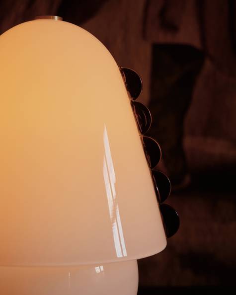 CALLA TABLE LAMP, MEDIUM par IN COMMON WITH