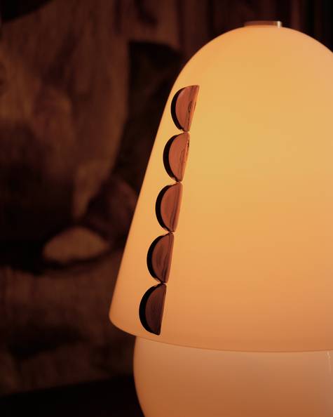 CALLA TABLE LAMP, MEDIUM par IN COMMON WITH