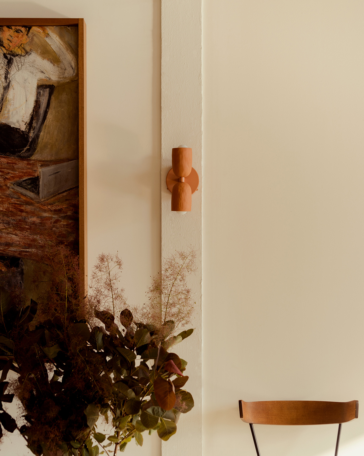 CERAMIC UP DOWN SCONCE par IN COMMON WITH