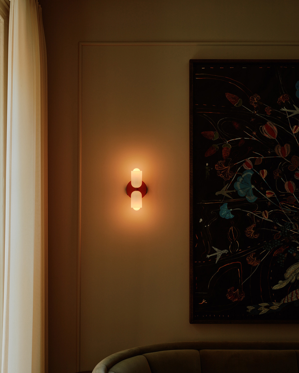 CHROMATIC GLASS UP DOWN SCONCE par IN COMMON WITH