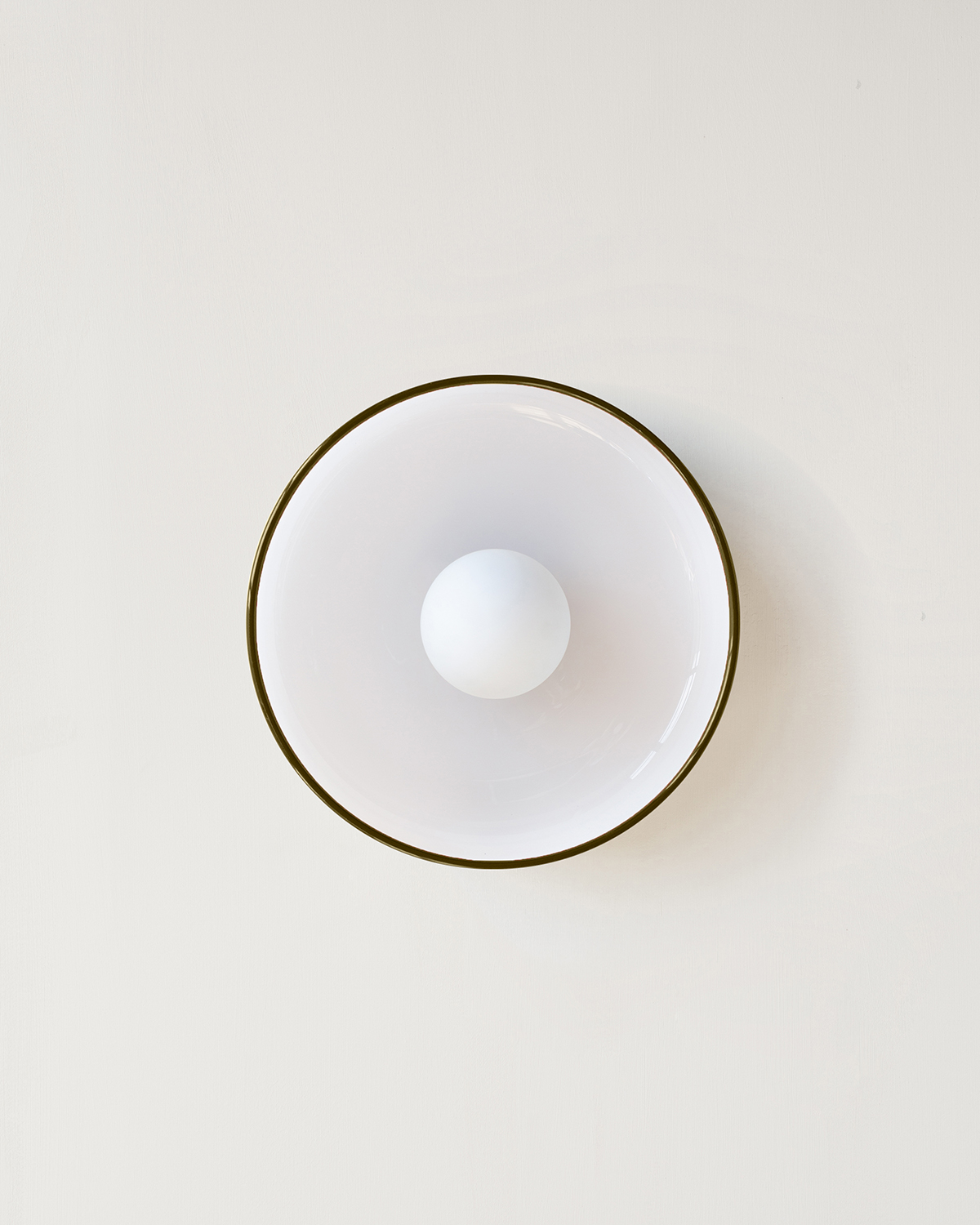 DISC SURFACE MOUNT, MEDIUM par IN COMMON WITH