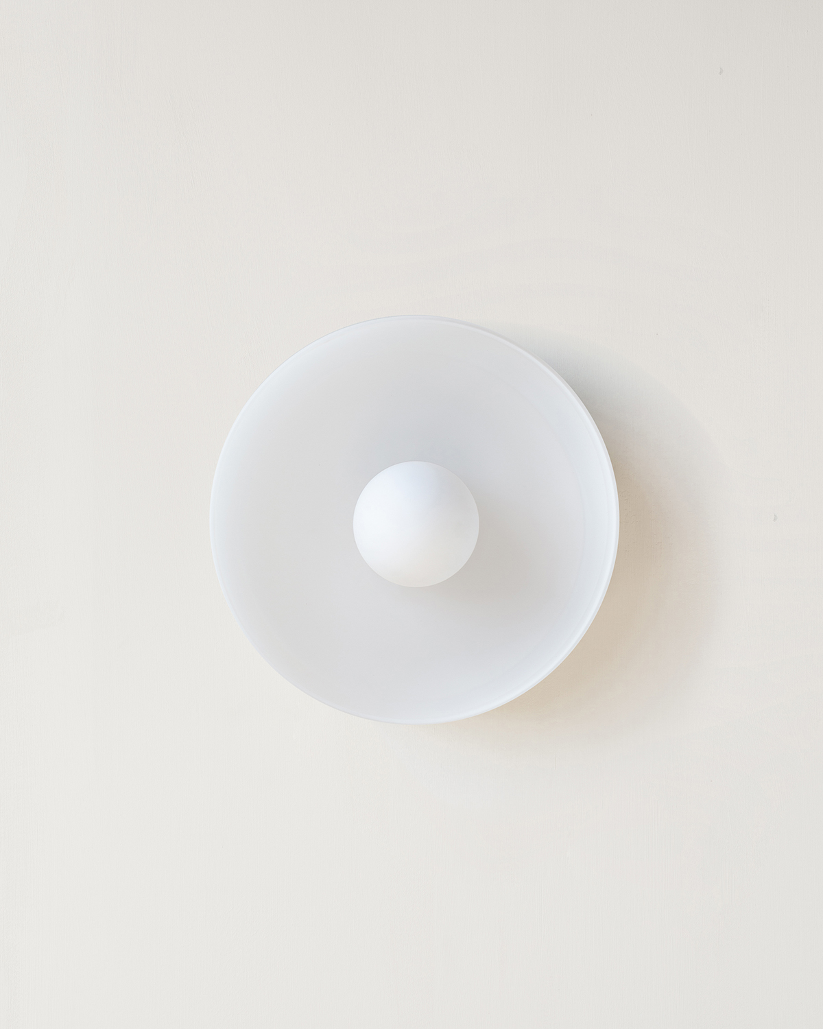 DISC SURFACE MOUNT, MEDIUM par IN COMMON WITH