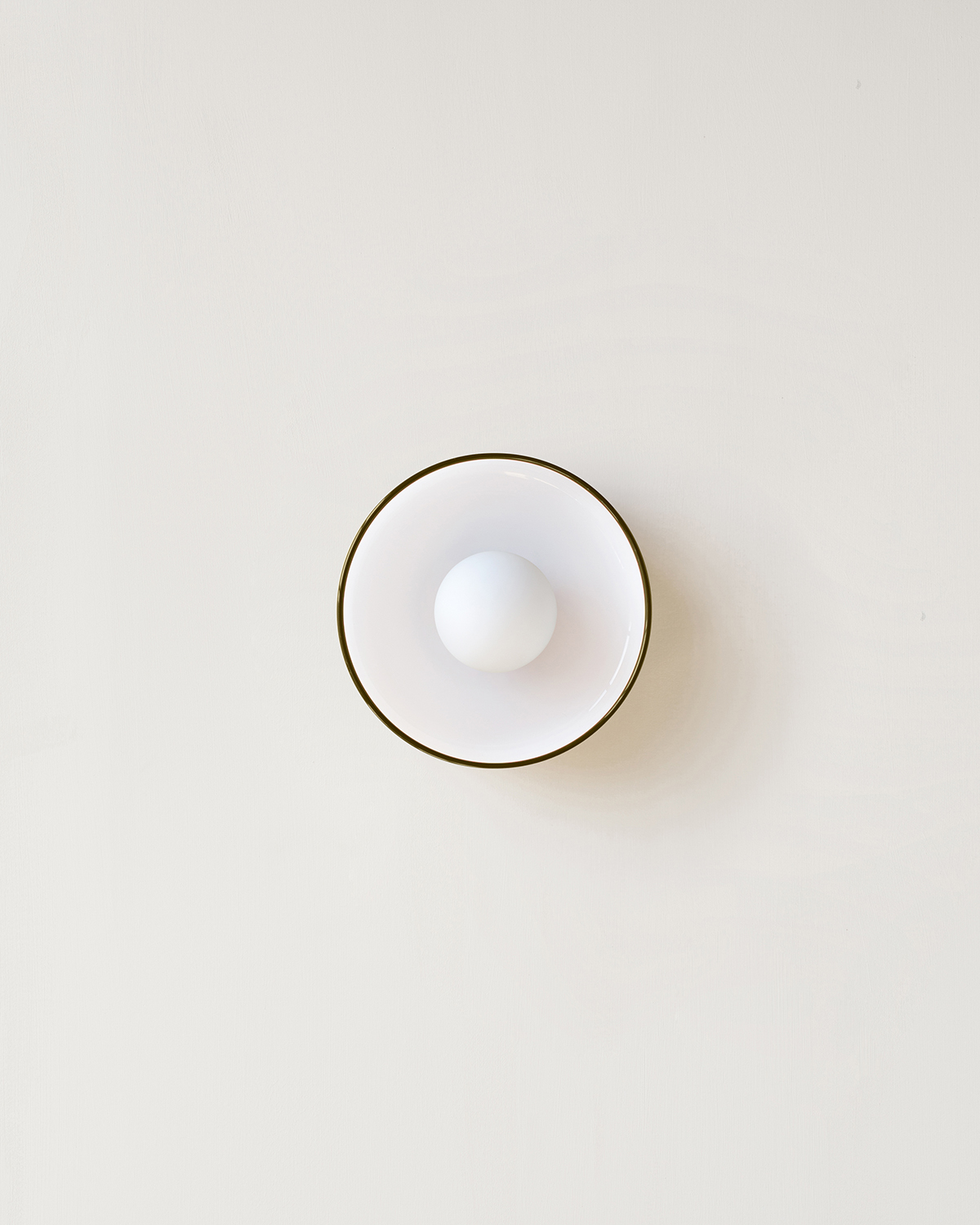 DISC SURFACE MOUNT, SMALL par IN COMMON WITH