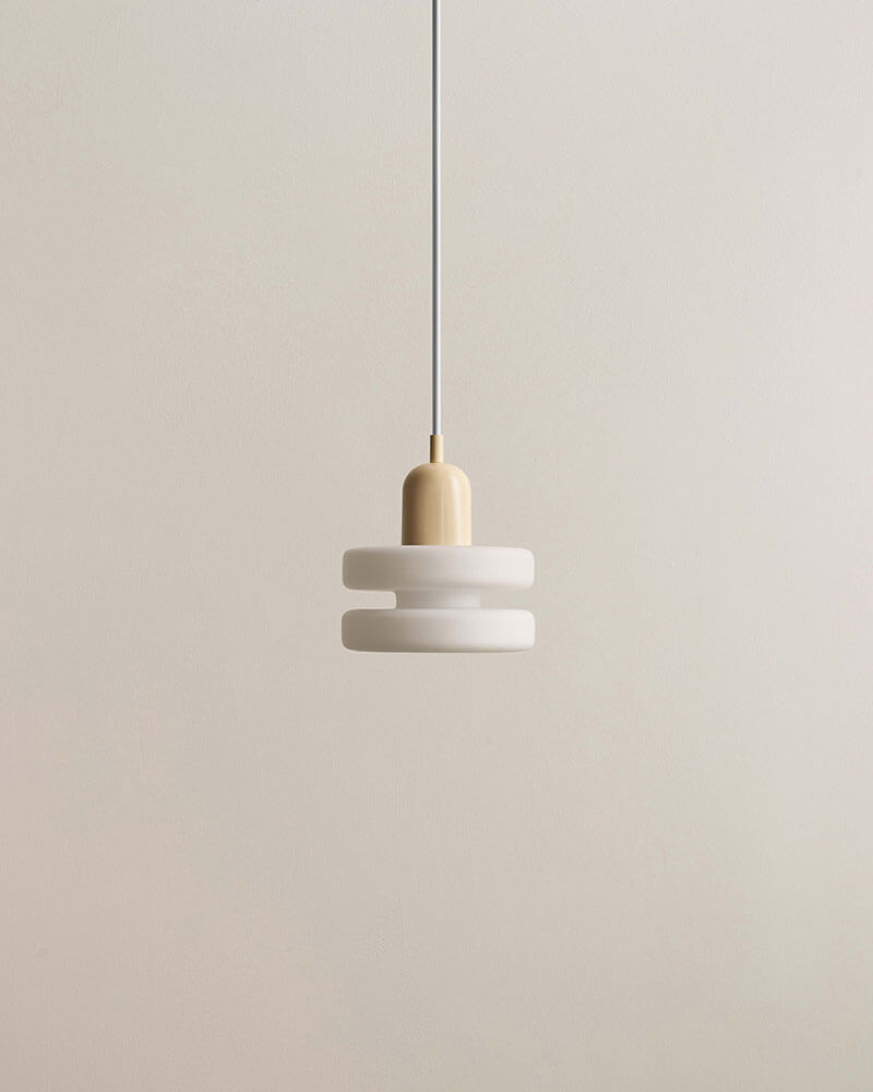 DOUBLE PUCK PENDANT par IN COMMON WITH