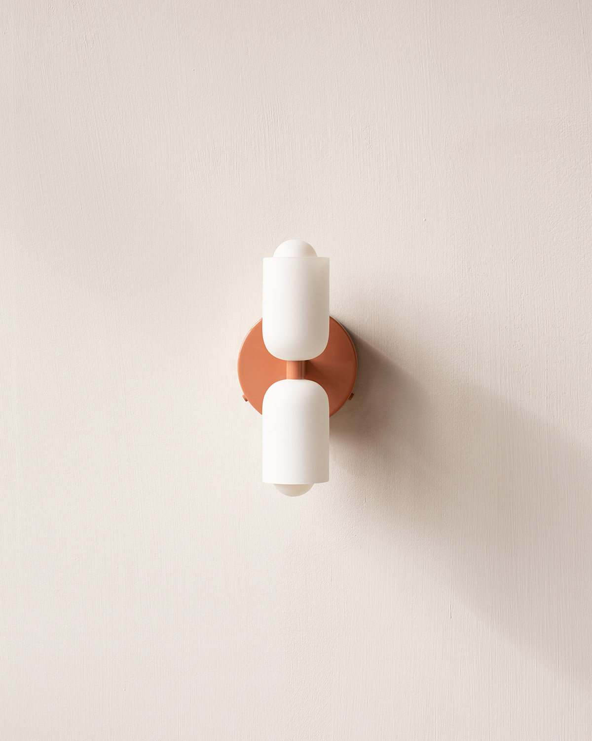 GLASS UP DOWN SCONCE par IN COMMON WITH