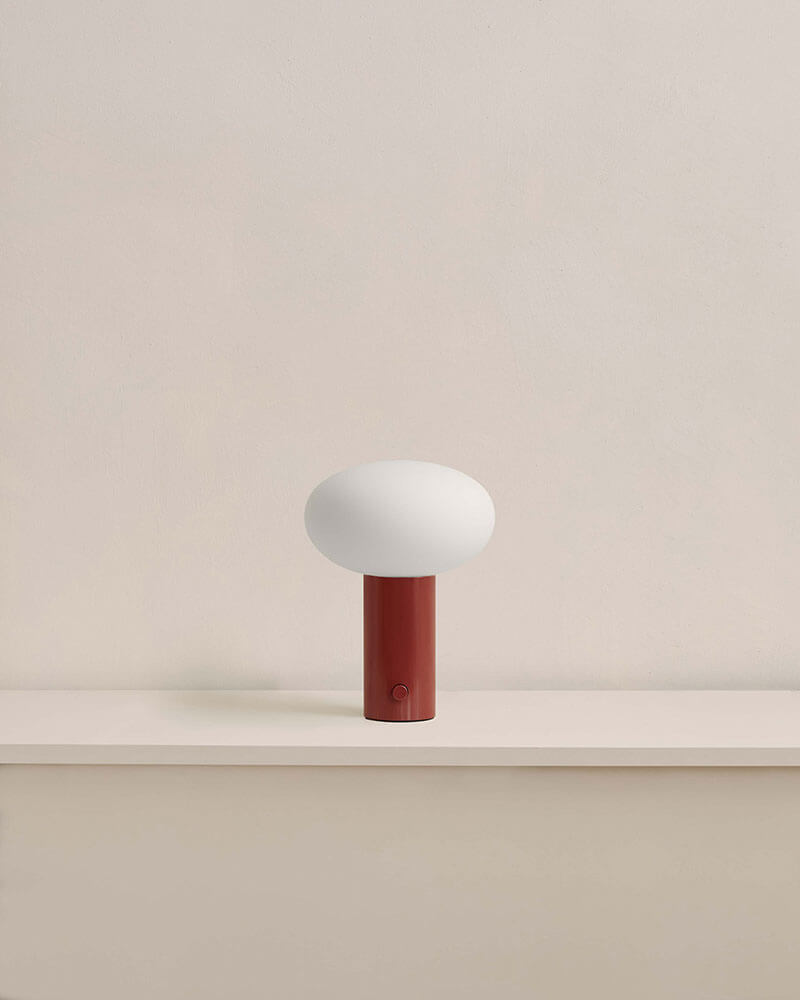 MUSHROOM TABLE LAMP par IN COMMON WITH