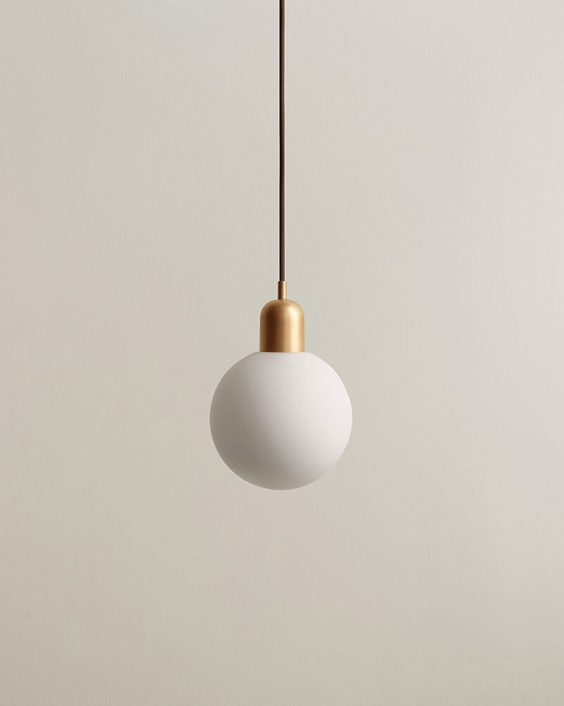 ORB PENDANT par IN COMMON WITH