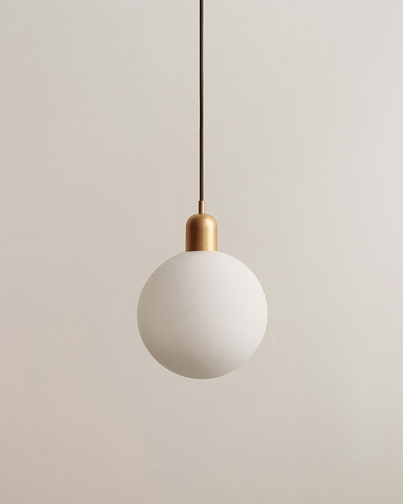 ORB PENDANT par IN COMMON WITH