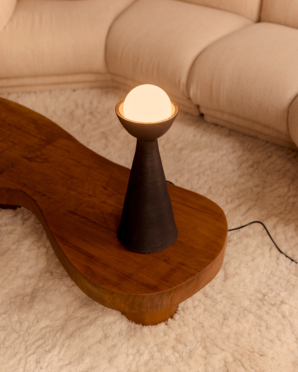 SENECA TABLE LAMP par IN COMMON WITH