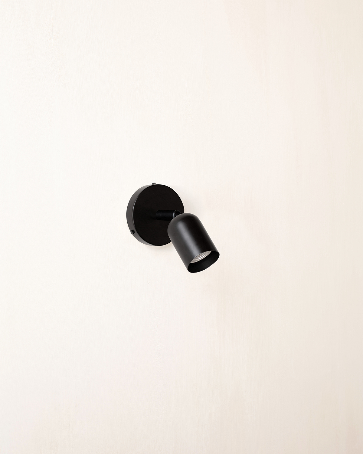 SPOT SURFACE MOUNT par IN COMMON WITH