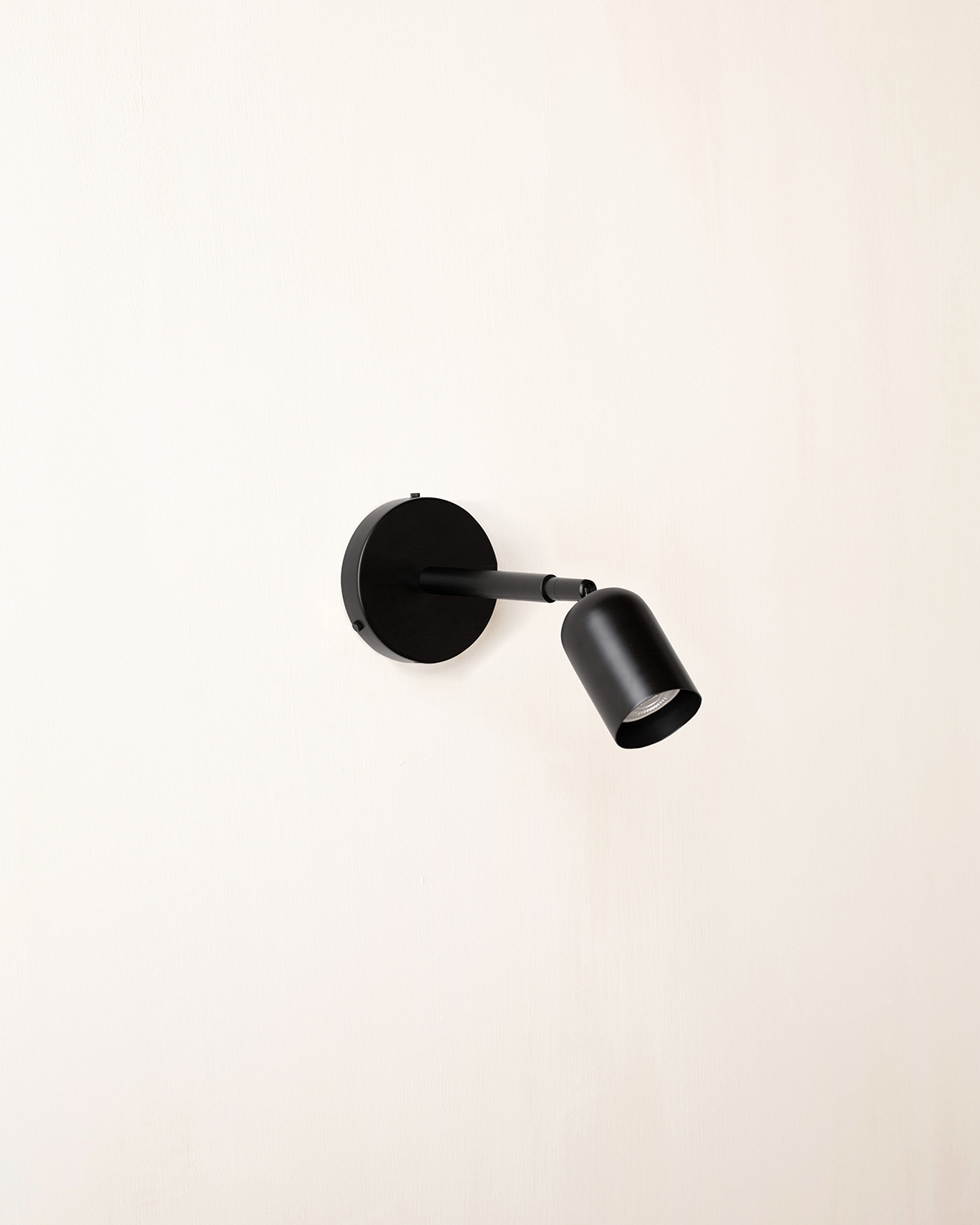 SPOT SURFACE MOUNT WITH STEM par IN COMMON WITH