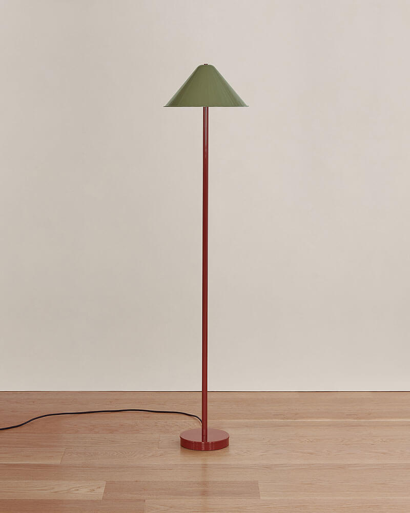 EAVE FLOOR LAMP par IN COMMON WITH