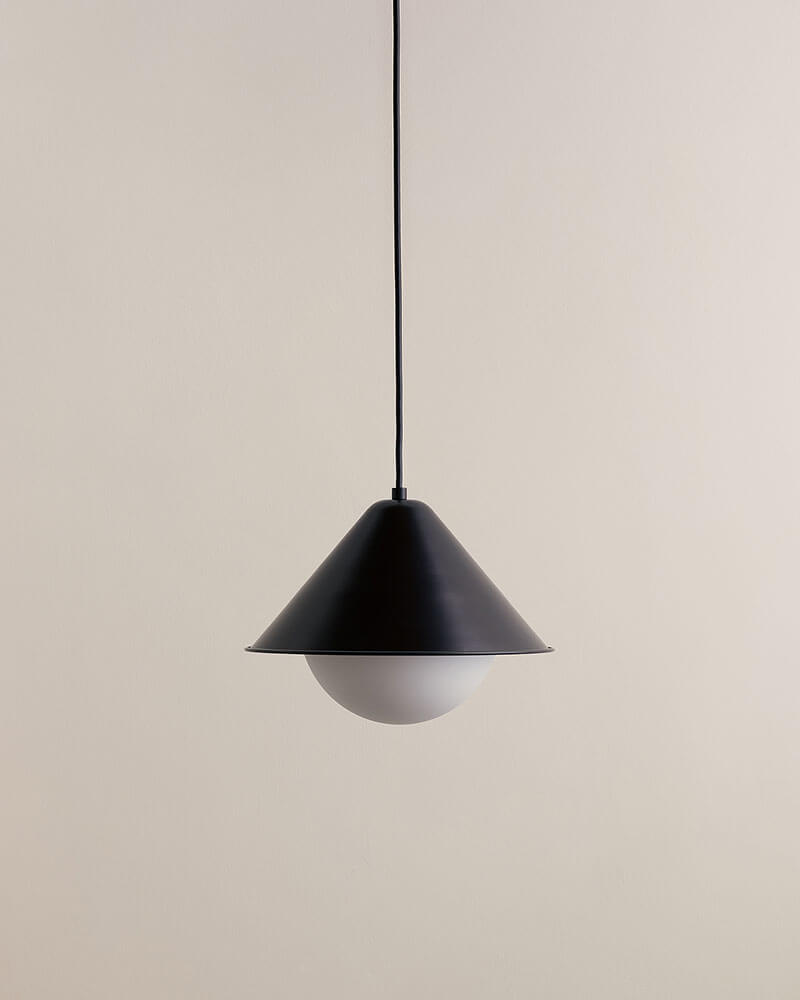 EAVE PENDANT par IN COMMON WITH
