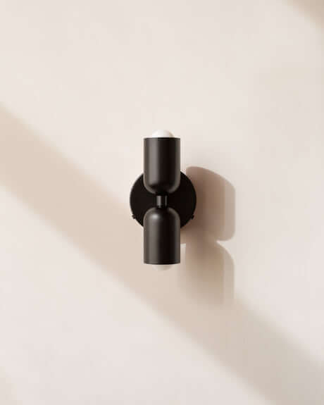 UP DOWN SCONCE par IN COMMON WITH