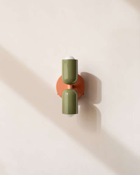 UP DOWN SCONCE par IN COMMON WITH