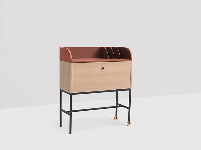 SHAKER WORKSTATION par L&G Studio