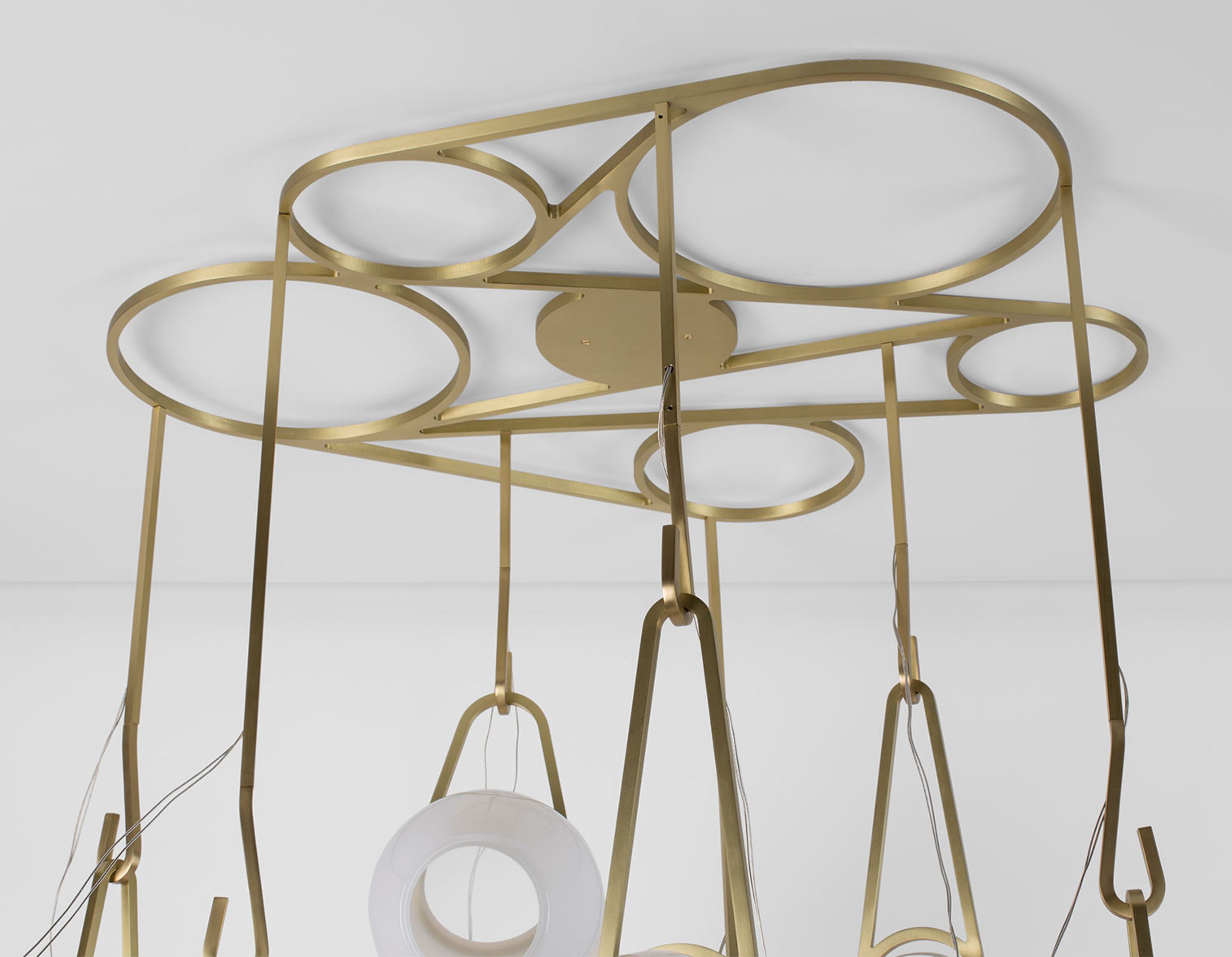 CATCH CHANDELIER CS.07.02 par Lindsey Adelman